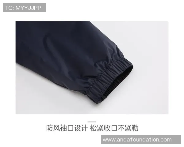 时尚足球明星男童T恤热销中舒适透气让孩子尽情展现运动风采