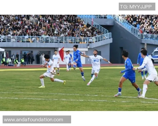 球迷热情献礼足球明星感动瞬间与背后的故事 球迷热情献礼足球明星感动瞬间与背后的故事