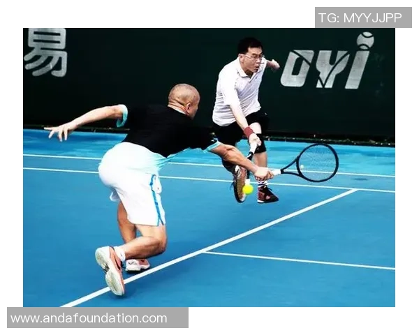 赛后分析:广州网球队与北京网球队的战术对决与启示 赛后分析:广州网球队与北京网球队的战术对决与启示